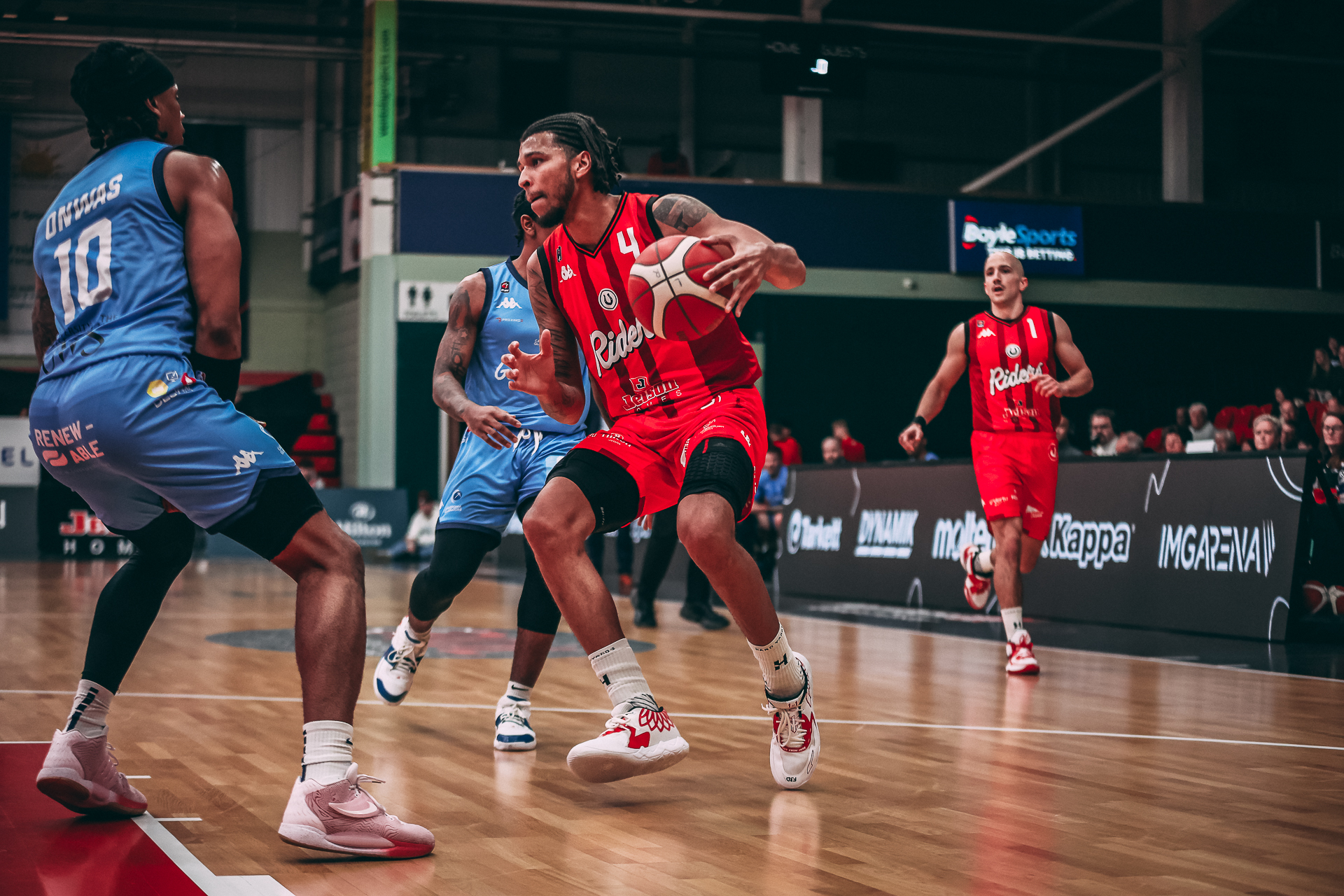 Leicester Riders' Marc Loving vs the Caledonia Gladiators